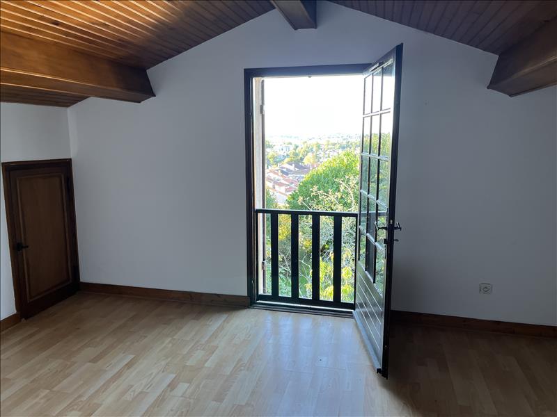 Vente Maison RIBERAC - 5 pièces -127 m² - (24600)