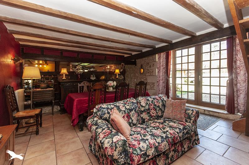 Vente Maison ST PRIVAT EN PERIGORD - 9 pièces -310 m² - (24410)