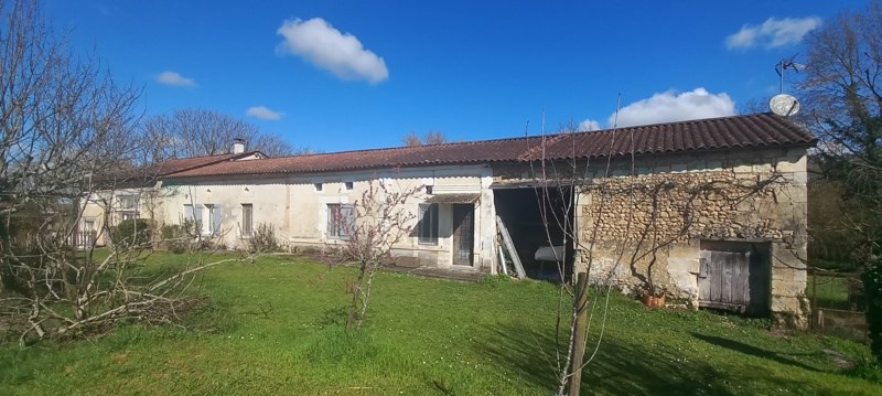 Vente Maison ST PRIVAT EN PERIGORD - 7 pièces -259 m² - (24410)