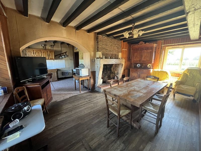 Vente Maison ST PRIVAT EN PERIGORD - 6 pièces -82 m² - (24410)