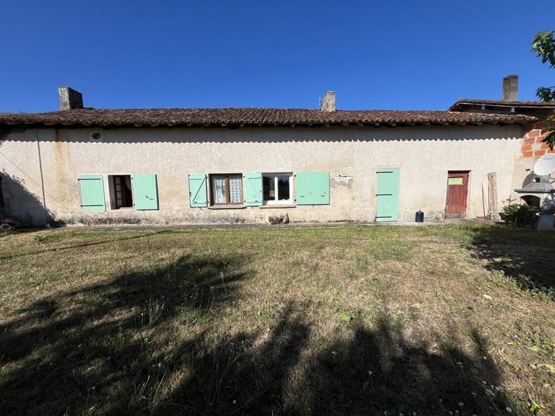 Vente Maison ST PRIVAT EN PERIGORD - 6 pièces -82 m² - (24410)