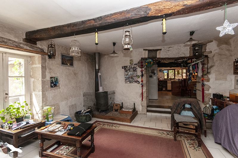 Vente Maison VANXAINS - 5 pièces -142 m² - (24600)