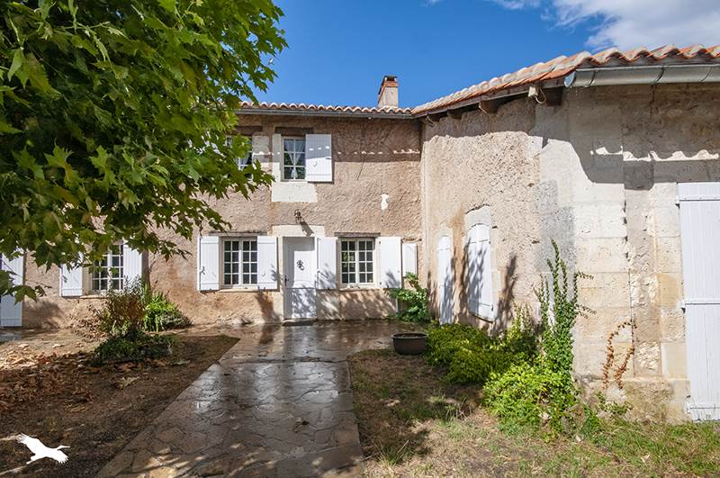 Vente Maison LA JEMAYE PONTEYRAUD - 7 pièces -231 m² - (24410)