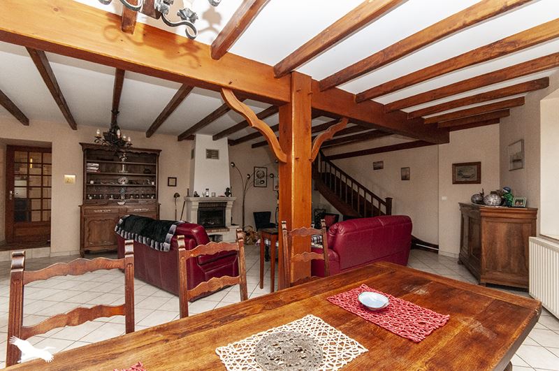 Vente Maison ST PRIVAT EN PERIGORD - 7 pièces -220 m² - (24410)