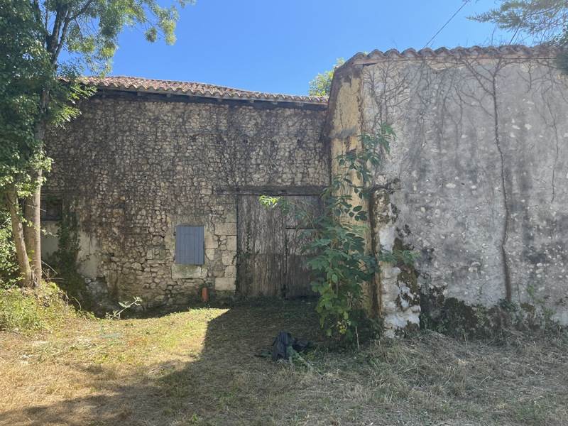 Vente Maison LUSIGNAC - 2 pièces -60 m² - (24320)
