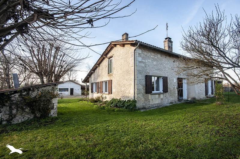 Vente Maison PETIT BERSAC - 6 pièces -161 m² - (24600)