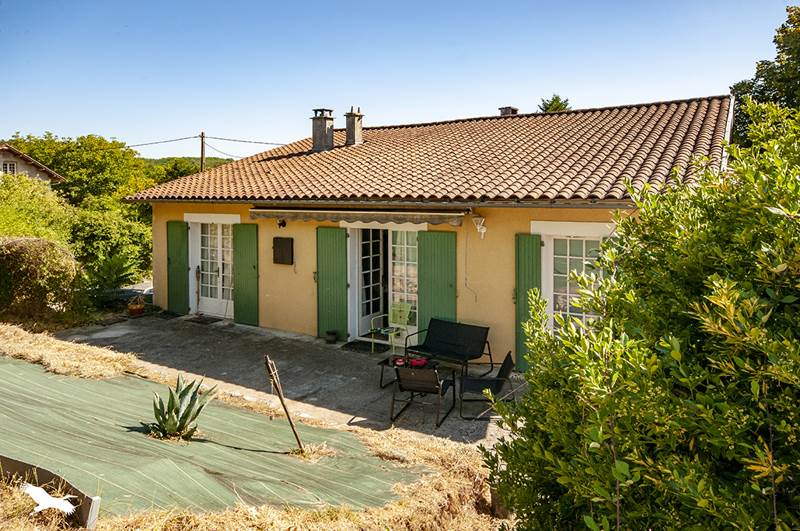 Vente Maison GRAND BRASSAC - 6 pièces -135 m² - (24350)