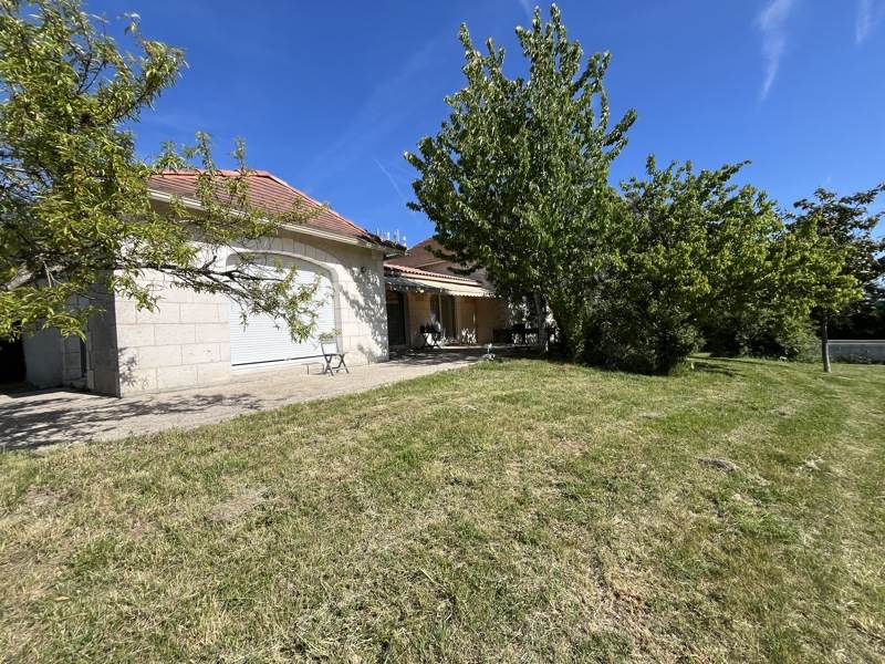 Vente Maison RIBERAC - 6 pièces -170 m² - (24600)