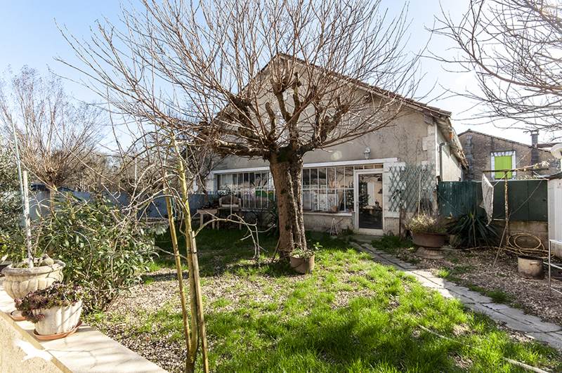 Vente Maison VILLETOUREIX - 6 pièces -177 m² - (24600)