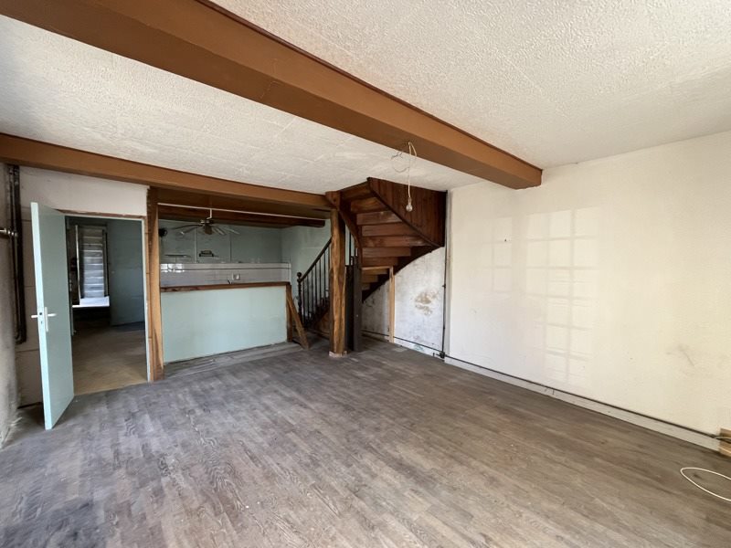 Vente Maison CHERVAL - 3 pièces -180 m² - (24320)