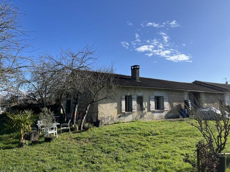 Vente Maison ST PRIVAT EN PERIGORD - 2 pièces -74 m² - (24410)