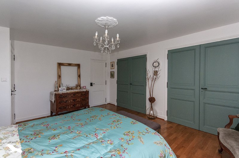 Vente Maison GRAND BRASSAC - 7 pièces -291 m² - (24350)