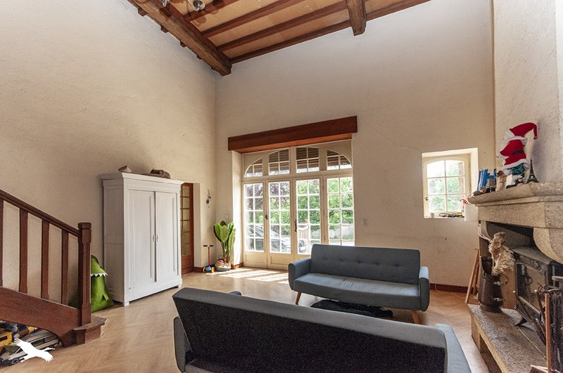Vente Maison VILLETOUREIX - 6 pièces -223 m² - (24600)