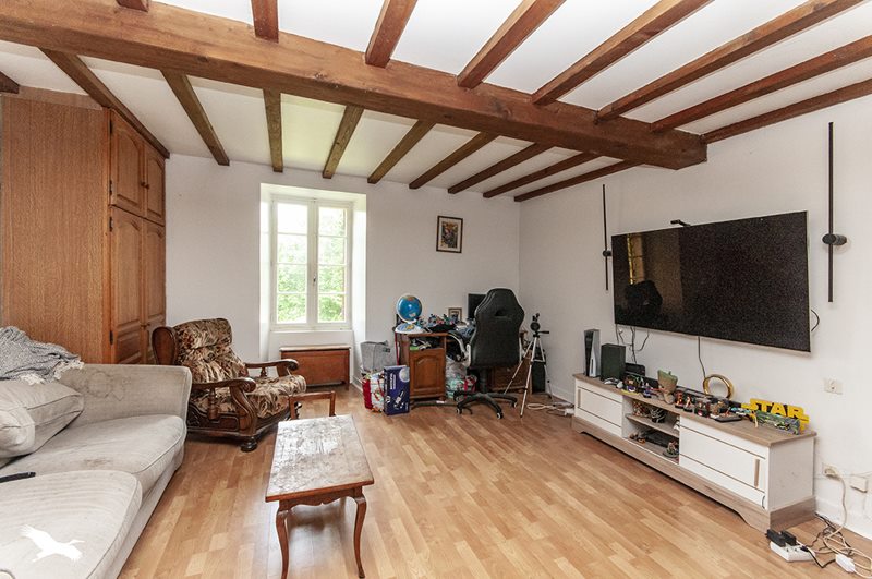 Vente Maison VILLETOUREIX - 6 pièces -223 m² - (24600)