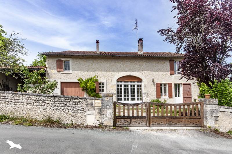 Vente Maison VILLETOUREIX - 6 pièces -223 m² - (24600)
