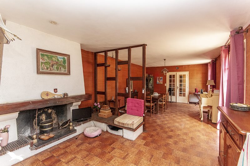 Vente Maison ST MARTIN DE RIBERAC - 6 pièces -168 m² - (24600)