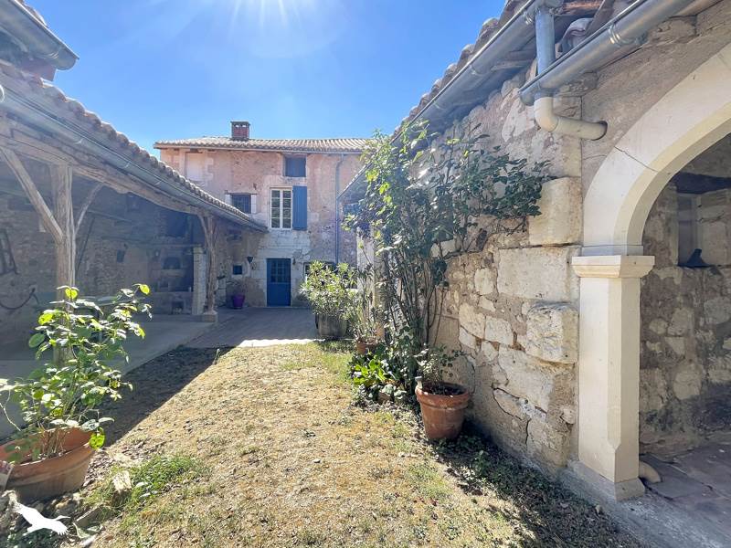 Maison 6 pièces 170 m² · à Vanxains · 170 m² · 234 300 €