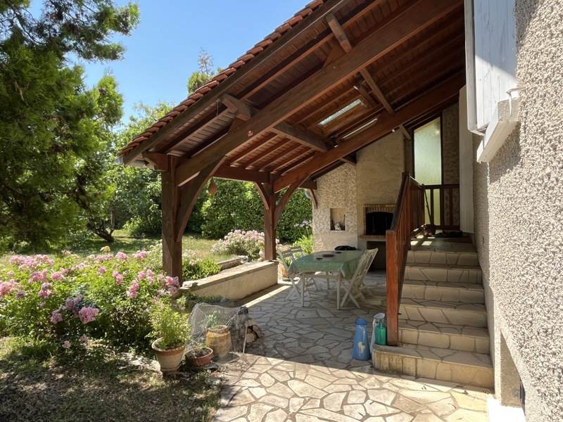 Vente Maison Ribérac - 9 pièces -135 m² - (24600)