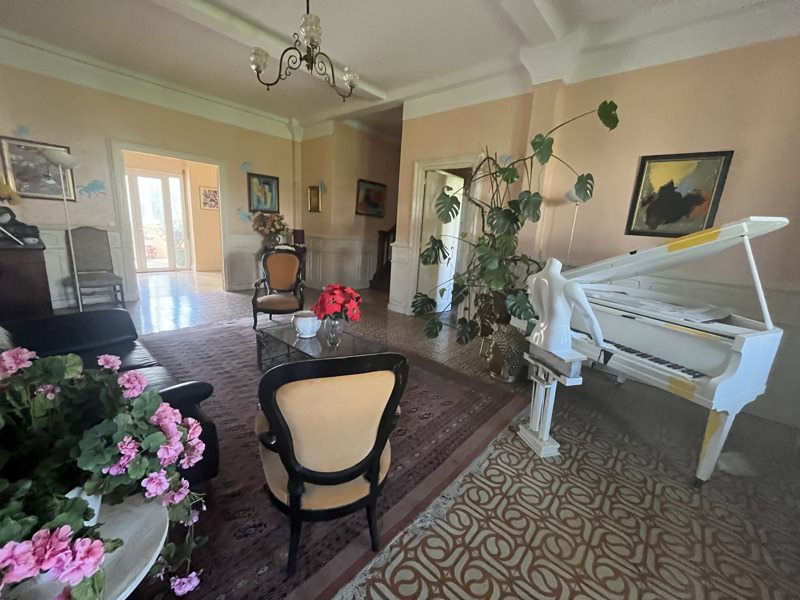 Vente Maison LAROQUE D OLMES - 11 pièces -447 m² - (09600)