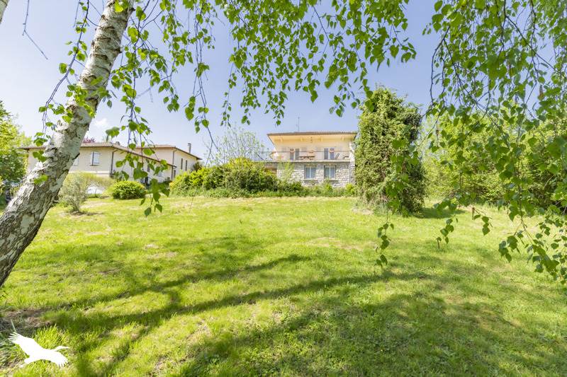 Vente Maison LAVELANET - 5 pièces -198 m² - (09300)