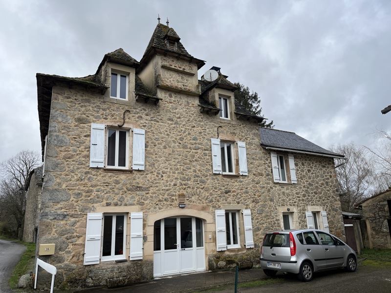 Vente Maison LE BAS SEGALA - 7 pièces -170 m² - (12200)