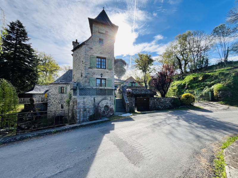 Vente Maison LA FOUILLADE - 8 pièces -320 m² - (12270)
