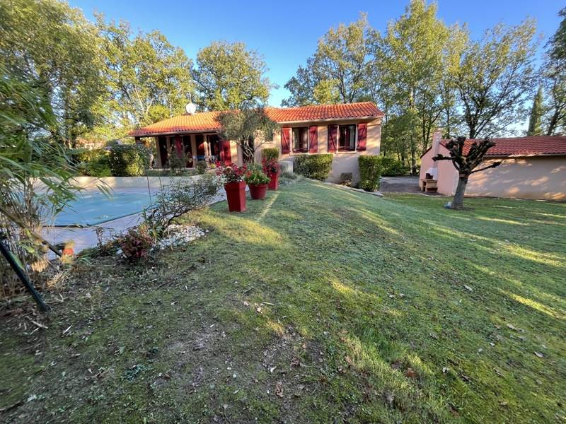 Vente Maison Villefranche-de-Rouergue - 5 pièces -150 m² - (12200)