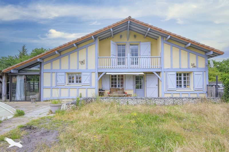 Vente Maison COMMENSACQ - 6 pièces -180 m² - (40210)