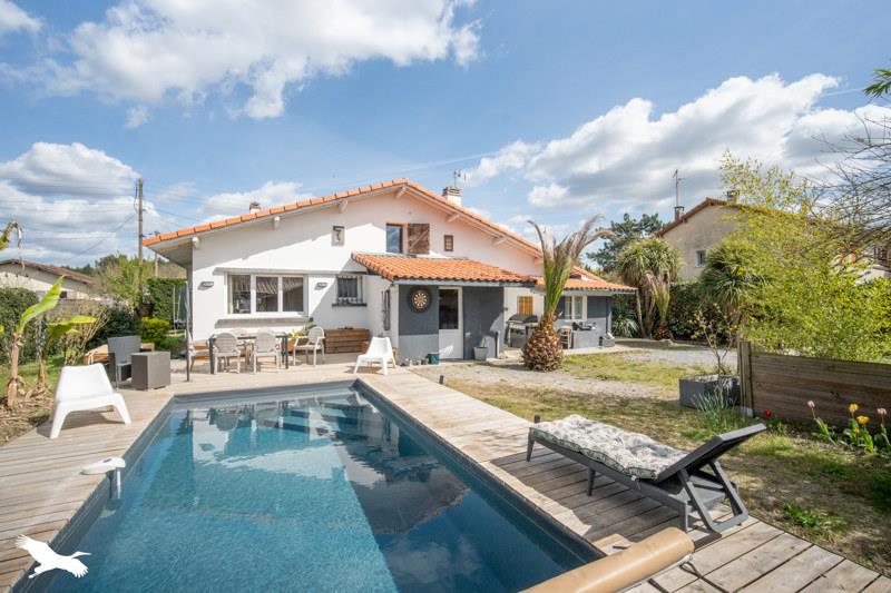 Vente Maison LABOUHEYRE - 5 pièces -138 m² - (40210)