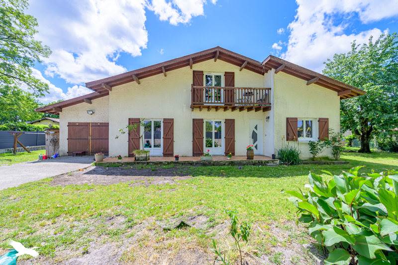 Vente Maison LABOUHEYRE - 7 pièces -130 m² - (40210)