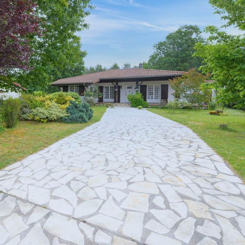 Vente Maison LABOUHEYRE - 6 pièces -145 m² - (40210)