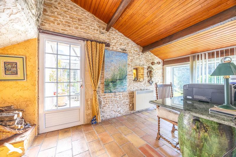 Vente Maison XAINTRAY - 7 pièces -200 m² - (79220)