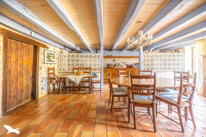 Vente Maison XAINTRAY - 7 pièces -200 m² - (79220)