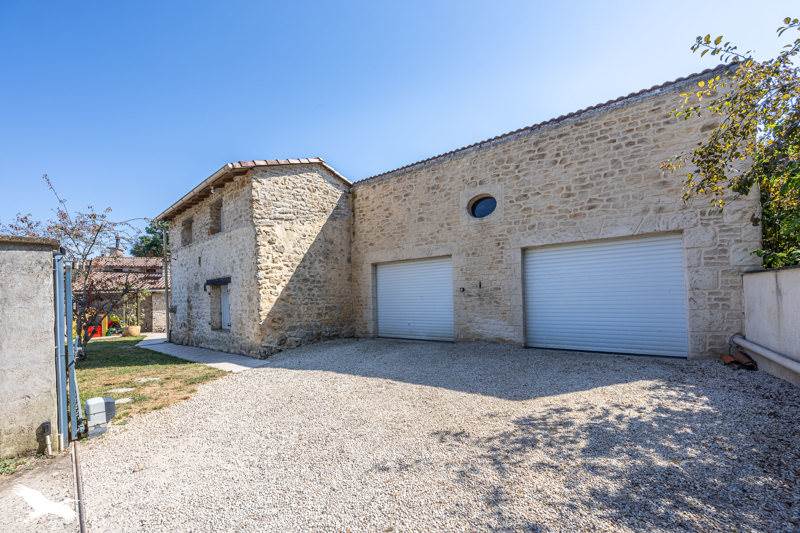 Vente Maison Romans 79260 4 pièces - 145 m²