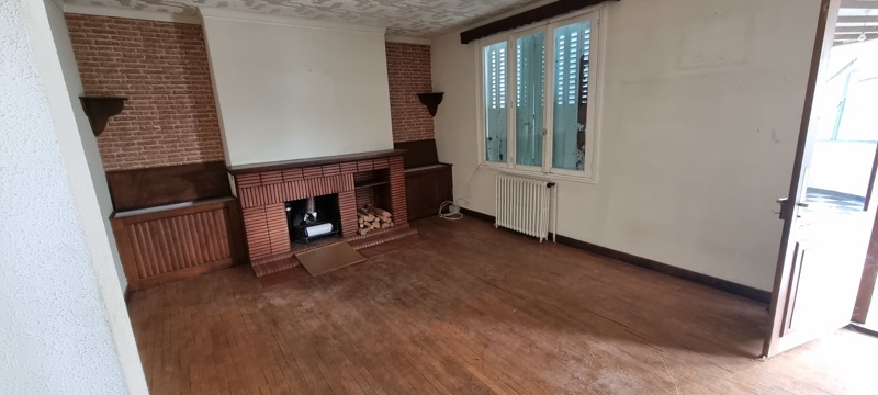 Vente Maison ST CONSTANT FOURNOULES - 5 pièces -145 m² - (15600)