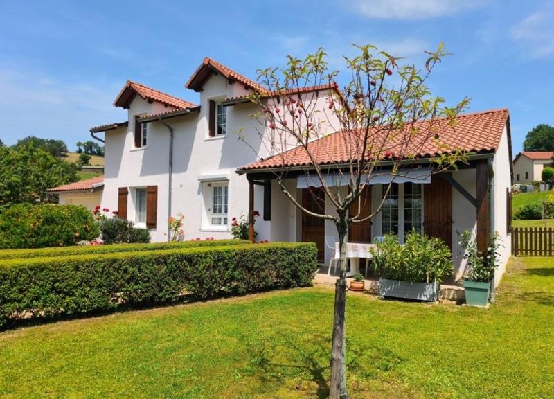 Vente Maison LEYNHAC 15600 6 pièces - 107,25 m²