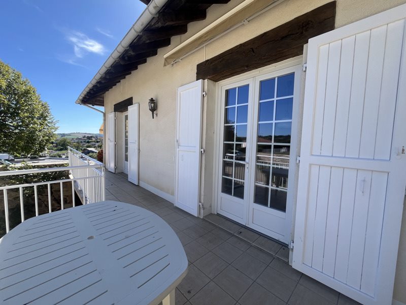 Vente Maison Saint-Étienne-de-Maurs - 7 pièces -196 m² - (15600)