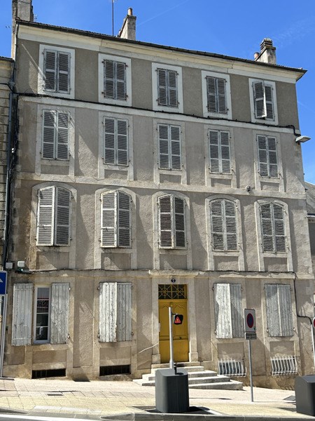 Immeuble 315 m² · à Auch · 315 m² · 369 600 €