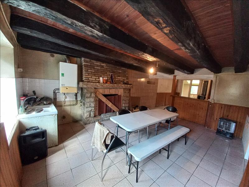 Vente Maison ST HILAIRE LE CHATEAU 23250 4 pièces - 97 m²