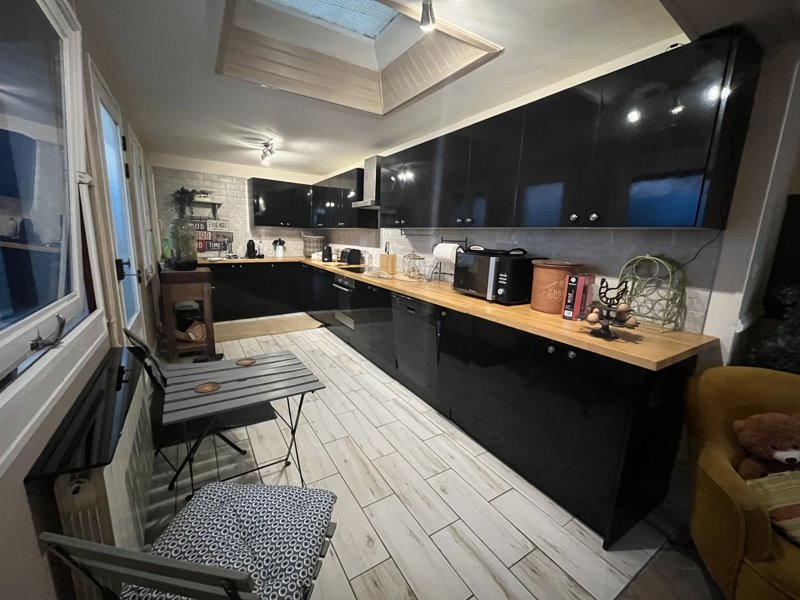 Vente Maison CHATELUS MALVALEIX - 5 pièces -150 m² - (23270)