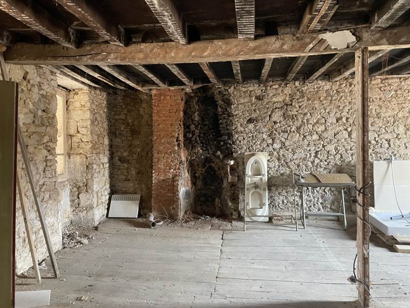 Vente Maison BOURGANEUF - 2 pièces -98 m² - (23400)