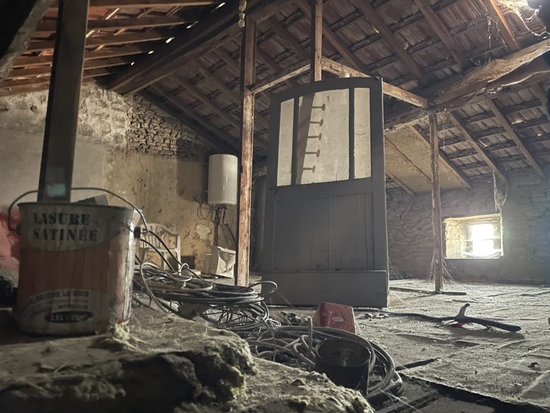 Vente Maison BOURGANEUF - 2 pièces -98 m² - (23400)