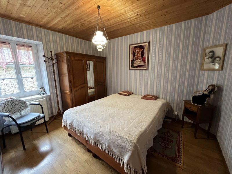 Vente Maison CEYROUX - 5 pièces -123 m² - (23210)