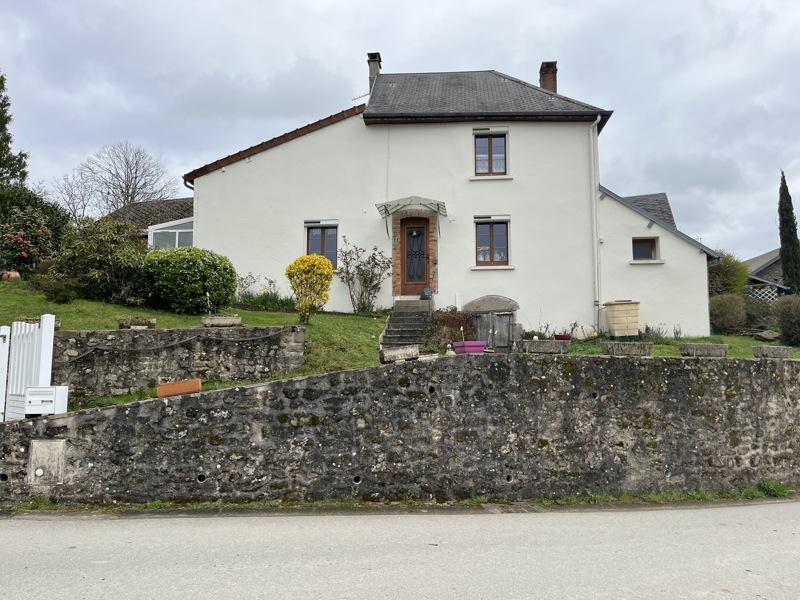 Vente Maison CEYROUX - 5 pièces -123 m² - (23210)