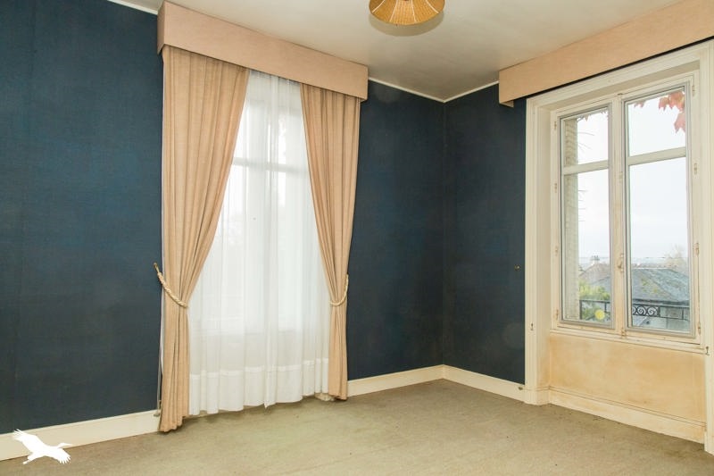 Vente Maison BOURGANEUF - 8 pièces -220 m² - (23400)