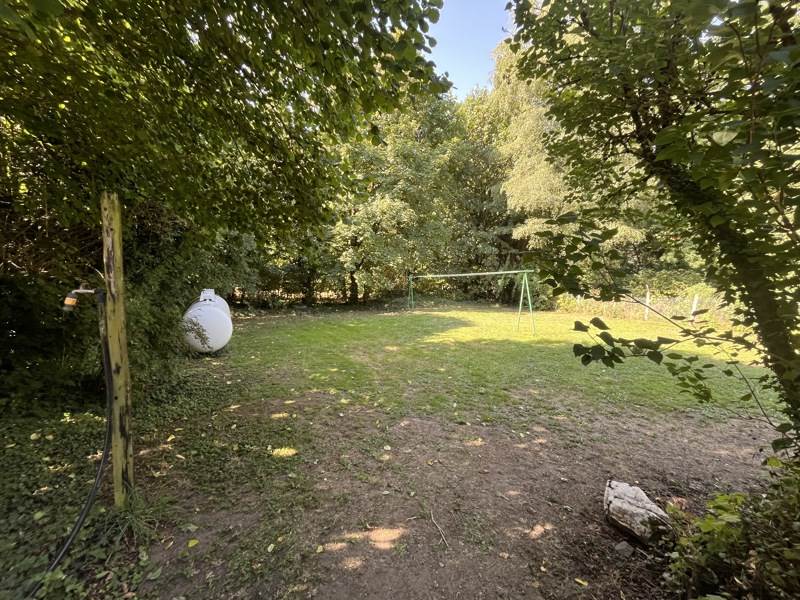 Vente Maison MONTBOUCHER - 5 pièces -110 m² - (23400)