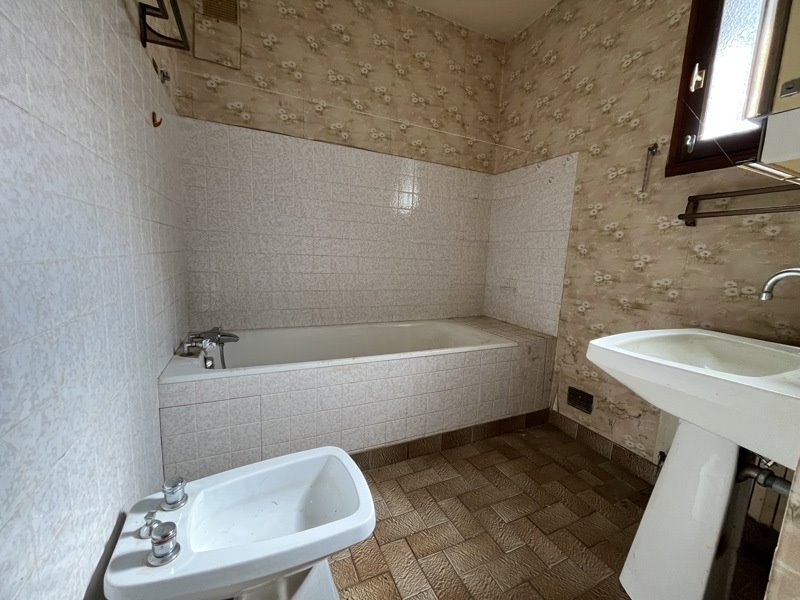 Vente Maison BOURGANEUF - 5 pièces -108 m² - (23400)