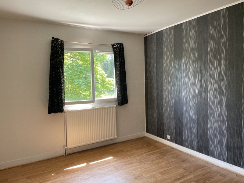 Vente Maison ST HILAIRE LE CHATEAU - 5 pièces -110 m² - (23250)