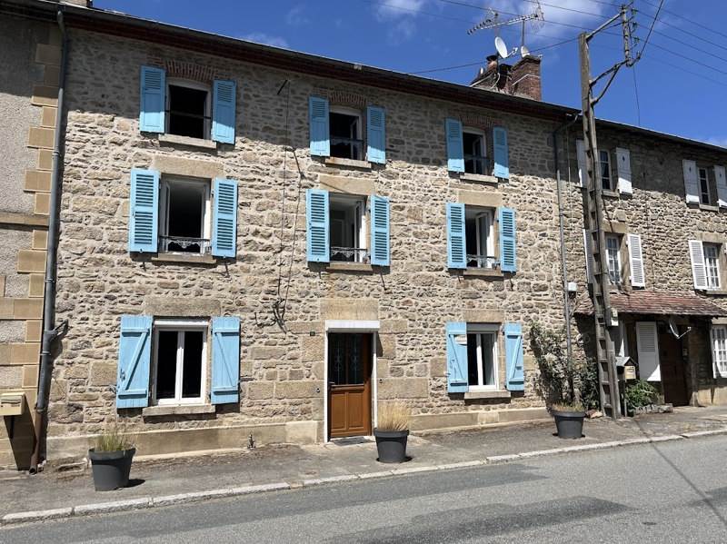 Vente Maison ST HILAIRE LE CHATEAU 23250 9 pièces - 210 m²