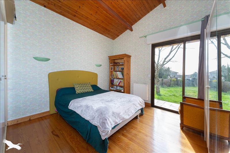 Vente Maison BLAYE - 4 pièces -148 m² - (33390)